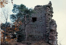 Burgruine Guttenberg, Innenseite des Bergfrieds, 1982 (Aufnahme: Gunther Balzer)