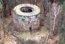 Kleinfrankreich, Luftaufnahme von Nordosten, 1996 (Aufnahme: Manfred Czerwinski, Institut f&uuml;r pf&auml;lzische Geschichte und Volkskunde)